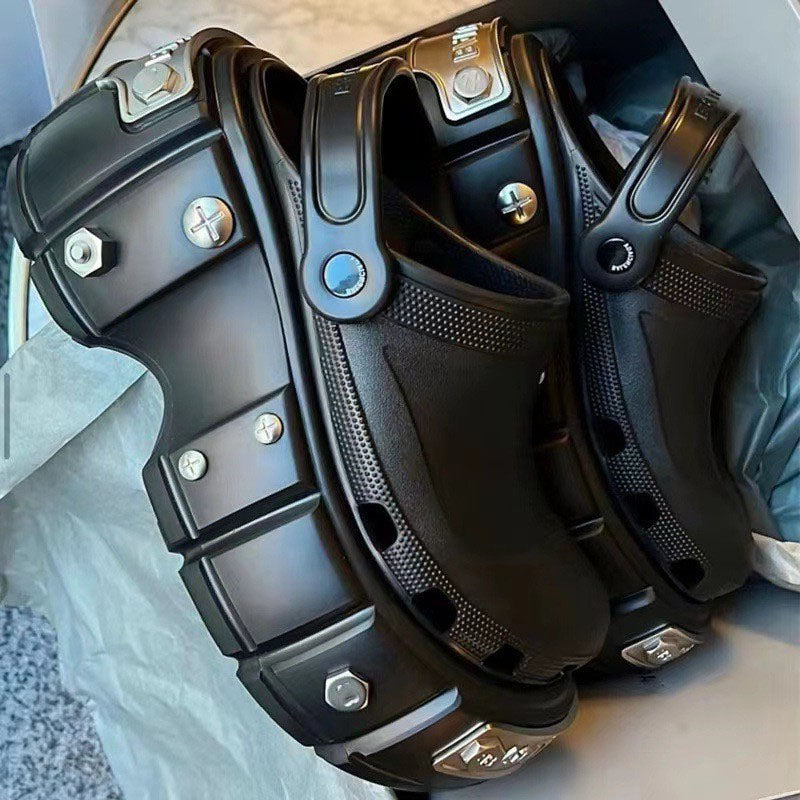 2025 new thick-soled height-enhancing rivet sandals