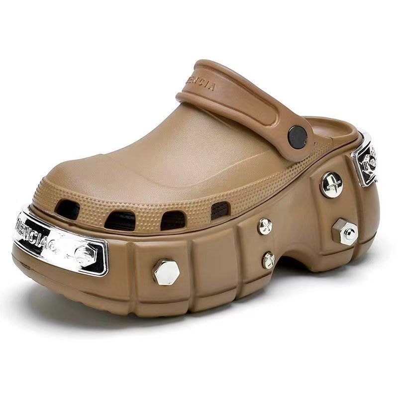 2025 new thick-soled height-enhancing rivet sandals