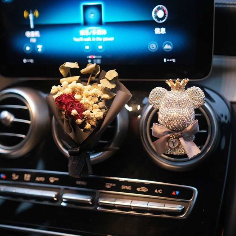 Car perfume aromatherapy high-end car air outlet long-lasting light fragrance (letters can be customized)