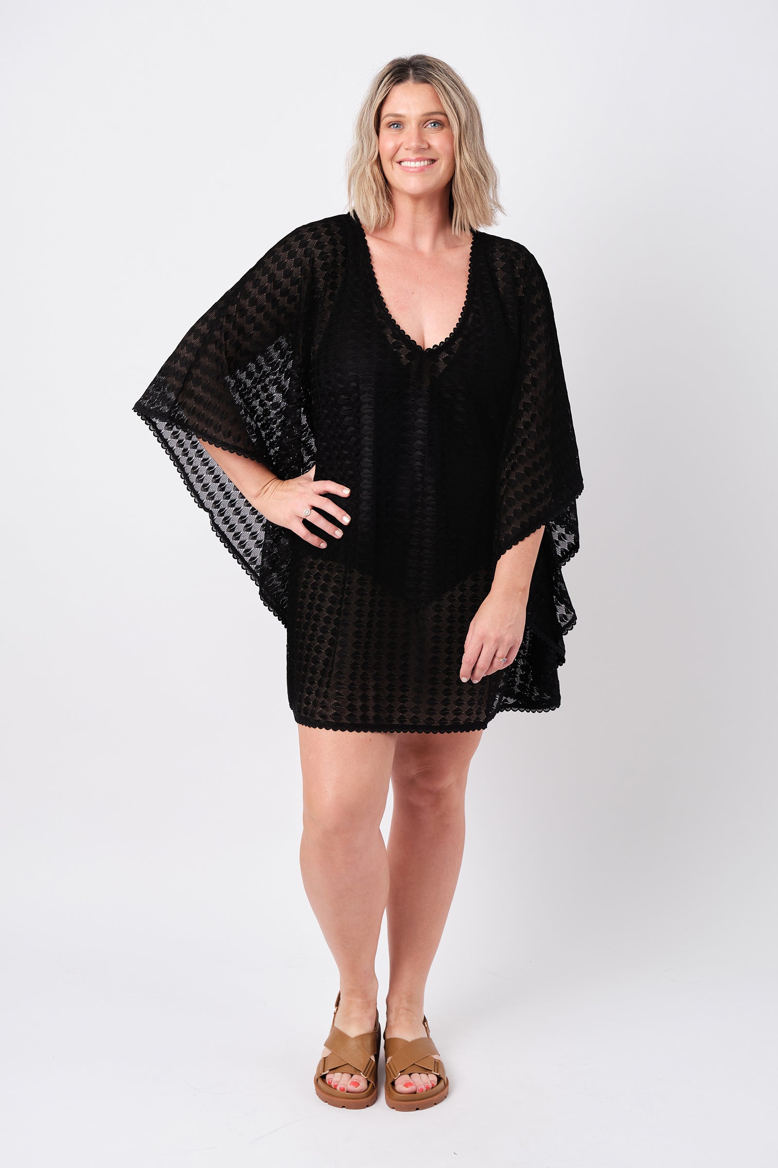 Scalloped Lace Kaftan BLACK